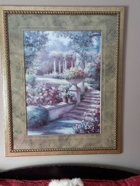 Classic Floral Garden Print in Pastel Colors - Unbranded